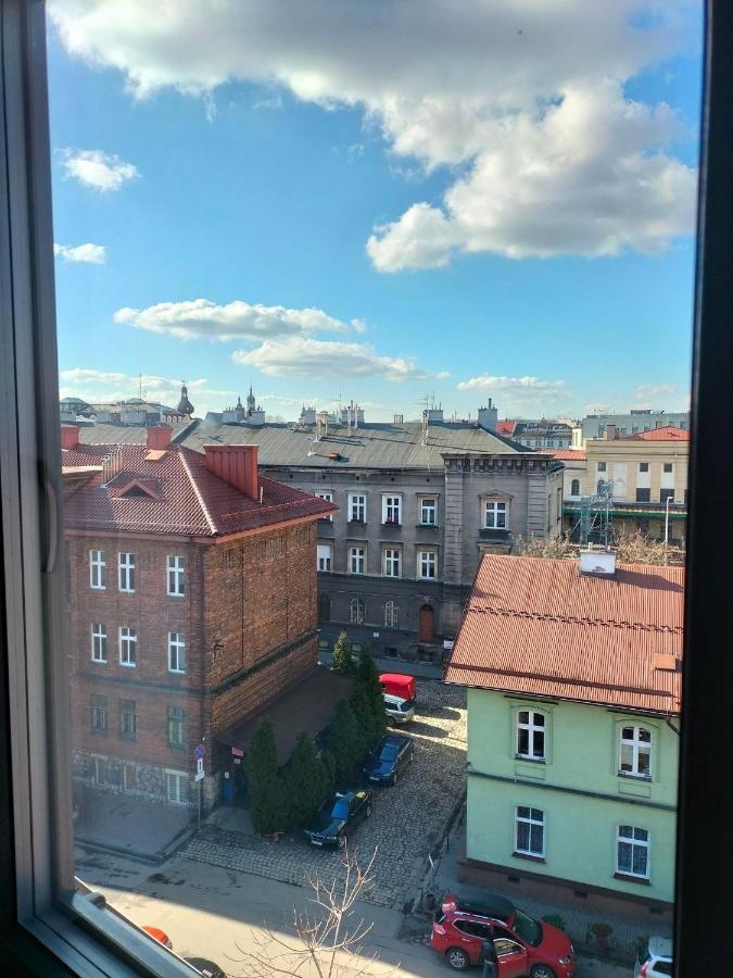 Uroczy Apartament W Centrum Krakowa 外观 照片